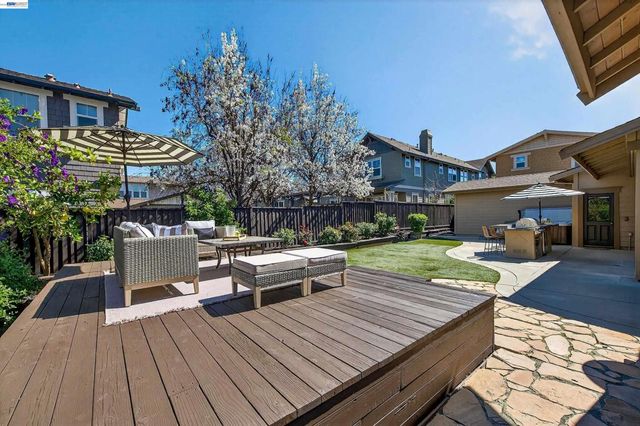 5564 Stockton Loop, Livermore, CA 94550