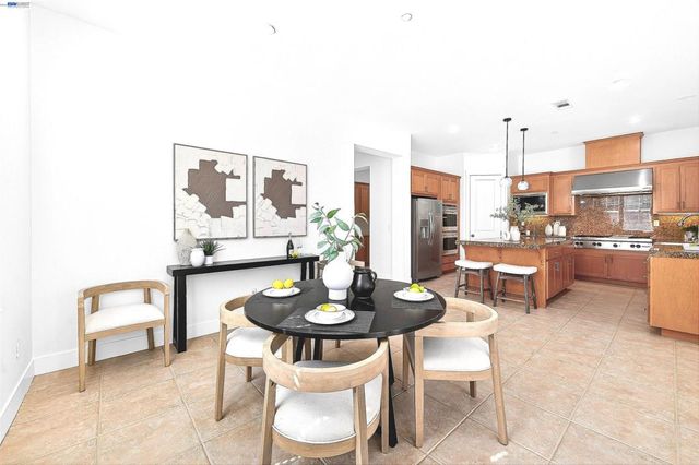 5564 Stockton Loop, Livermore, CA 94550