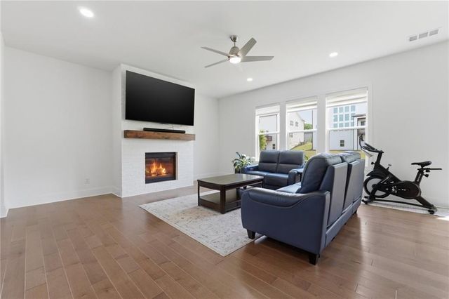 5220 Branch View Drive, Cumming, GA 30028