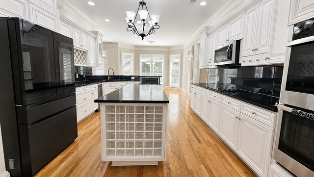 3598 GOLF WALK CIR E, Memphis, TN 38125