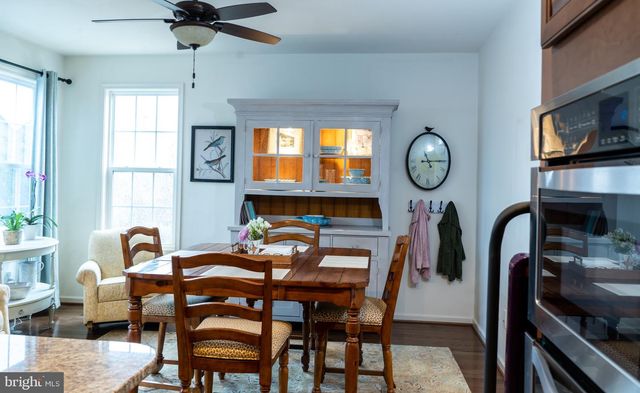 25095 CROXLEY GREEN SQ, Aldie, VA 20105