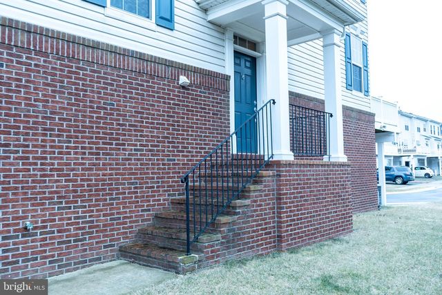 25095 CROXLEY GREEN SQ, Aldie, VA 20105