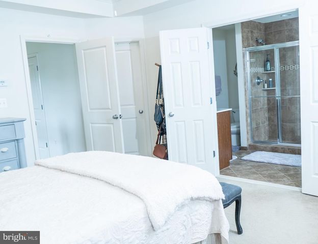 25095 CROXLEY GREEN SQ, Aldie, VA 20105