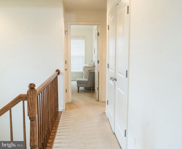 25095 CROXLEY GREEN SQ, Aldie, VA 20105