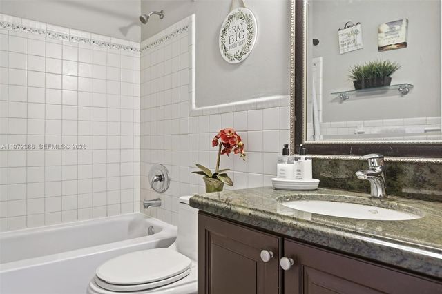 431 S OLD HIATUS RD, Plantation, FL 33325