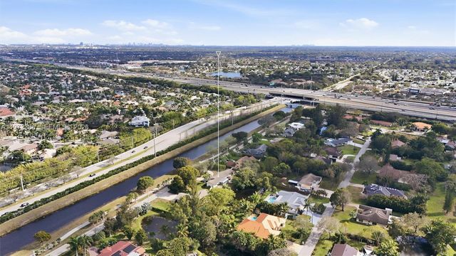 431 S OLD HIATUS RD, Plantation, FL 33325