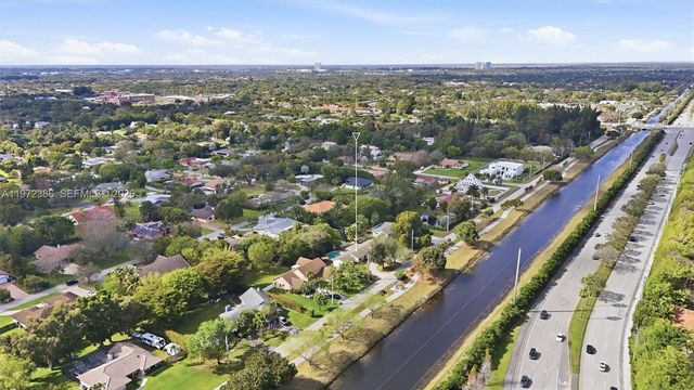 431 S OLD HIATUS RD, Plantation, FL 33325