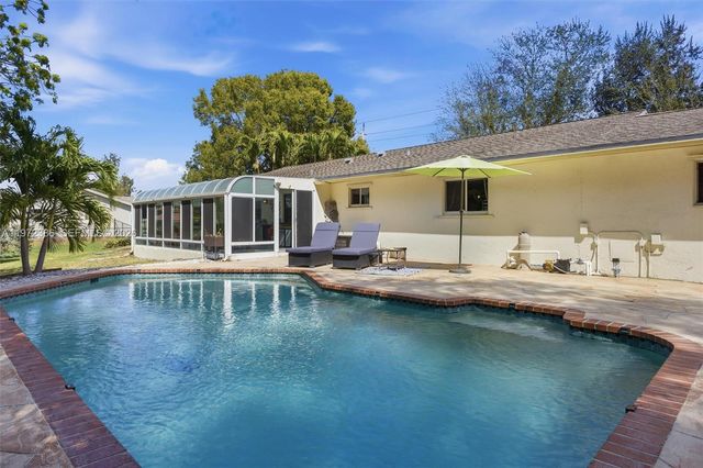 431 S OLD HIATUS RD, Plantation, FL 33325