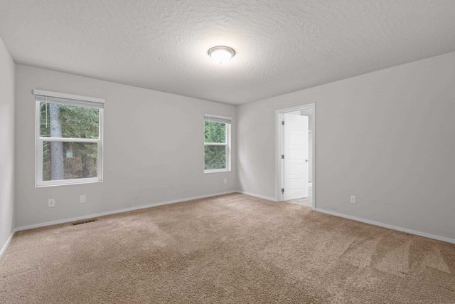 1106 E Silver Pine Rd, Colbert, WA 99005