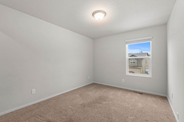 1106 E Silver Pine Rd, Colbert, WA 99005