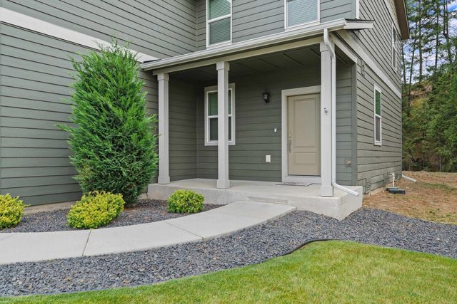 1106 E Silver Pine Rd, Colbert, WA 99005