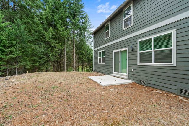 1106 E Silver Pine Rd, Colbert, WA 99005