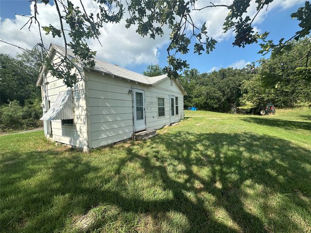 306 County Road 3677, Paradise, TX 76073