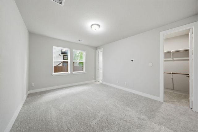 1307 W 24th Street B, Houston, TX 77008