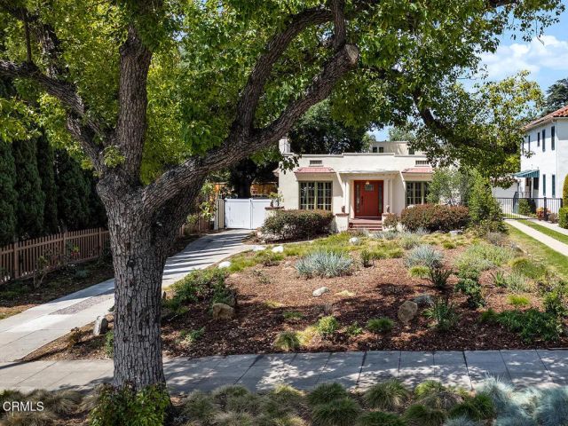 1275 N Hill Avenue, Pasadena, CA 91104