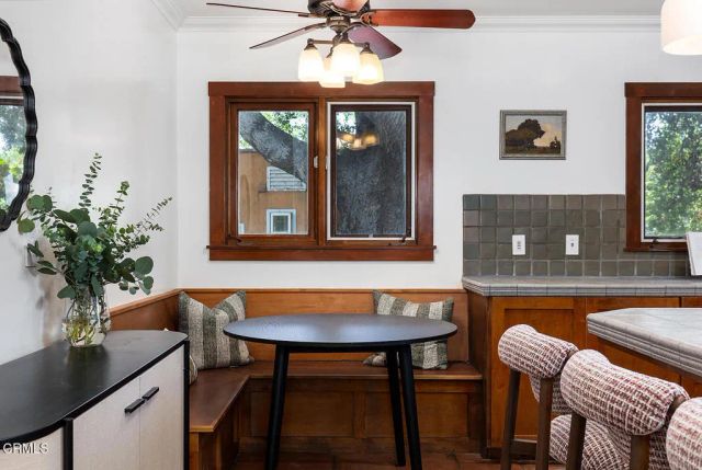 1275 N Hill Avenue, Pasadena, CA 91104