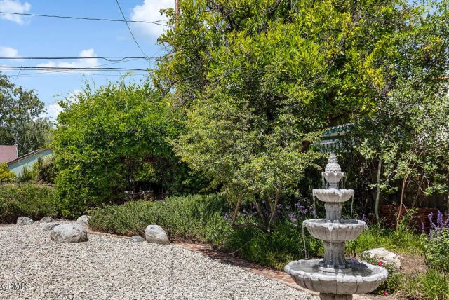 1275 N Hill Avenue, Pasadena, CA 91104