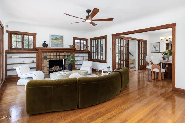 1275 N Hill Avenue, Pasadena, CA 91104