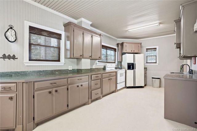 1567 S Perkins Ferry Rd, Lake Charles, LA 70611