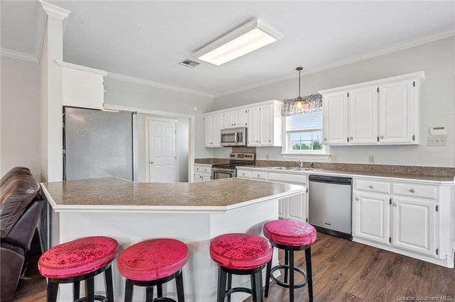 1567 S Perkins Ferry Rd, Lake Charles, LA 70611