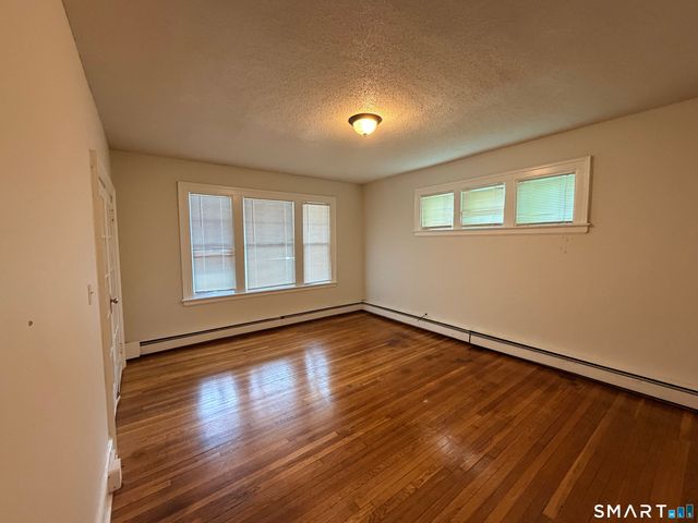 152 Lyons Street, New Britain, CT 06052