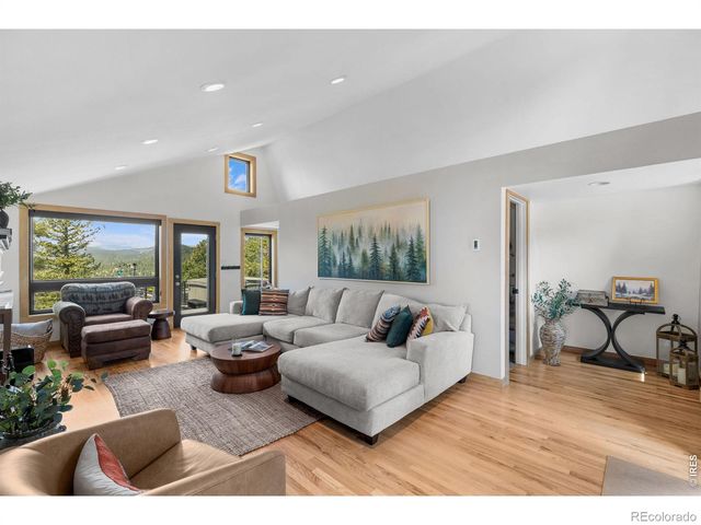 6722 Flagstaff Road, Boulder, CO 80302