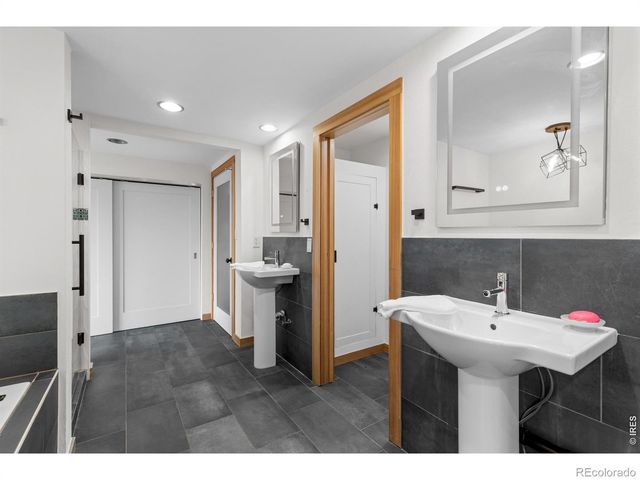 6722 Flagstaff Road, Boulder, CO 80302