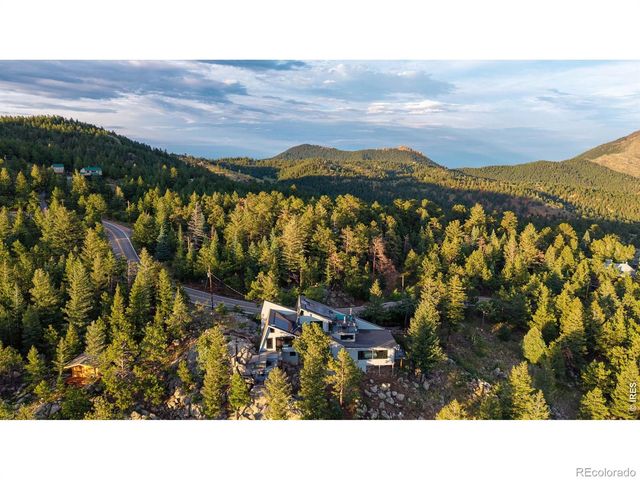 6722 Flagstaff Road, Boulder, CO 80302