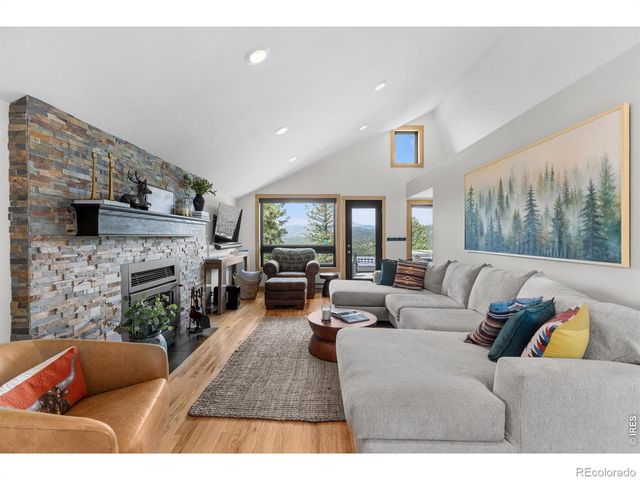 6722 Flagstaff Road, Boulder, CO 80302