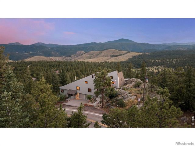 6722 Flagstaff Road, Boulder, CO 80302