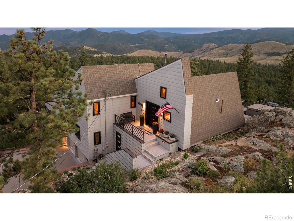 6722 Flagstaff Road, Boulder, CO 80302