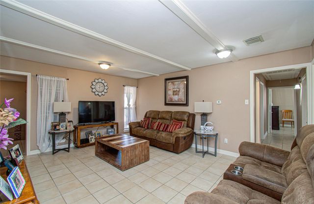 930 Centerwood Drive, Houston, TX 77013