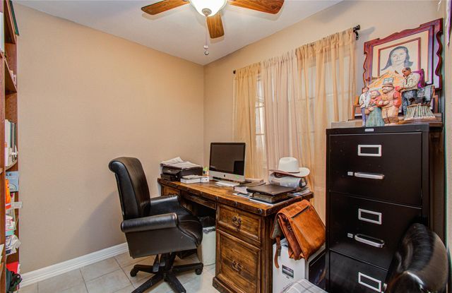 930 Centerwood Drive, Houston, TX 77013