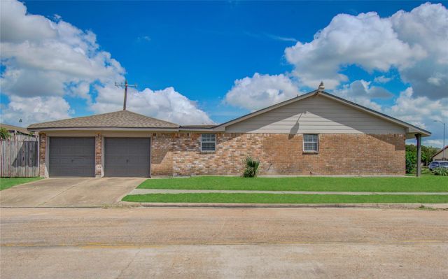 930 Centerwood Drive, Houston, TX 77013