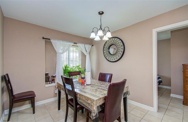 930 Centerwood Drive, Houston, TX 77013