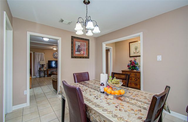 930 Centerwood Drive, Houston, TX 77013