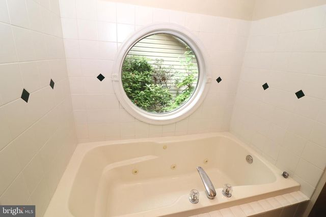 1111 EASTOVER PKWY, Locust Grove, VA 22508