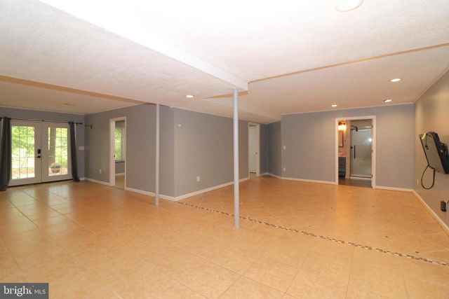 1111 EASTOVER PKWY, Locust Grove, VA 22508