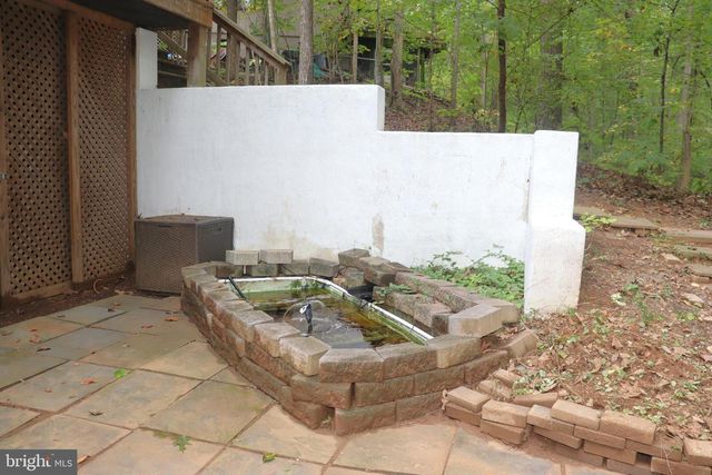 1111 EASTOVER PKWY, Locust Grove, VA 22508