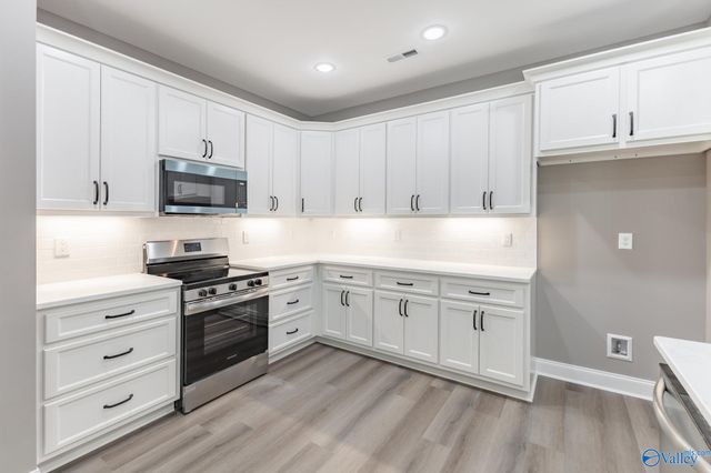 105 Lakeridge Court, Ardmore, AL 35739