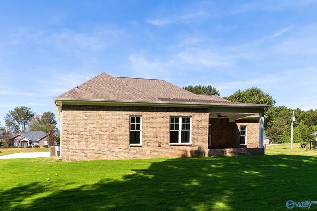 105 Lakeridge Court, Ardmore, AL 35739