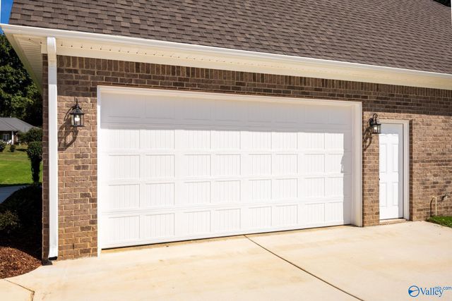 105 Lakeridge Court, Ardmore, AL 35739