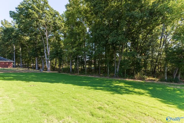 105 Lakeridge Court, Ardmore, AL 35739