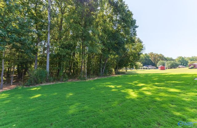 105 Lakeridge Court, Ardmore, AL 35739