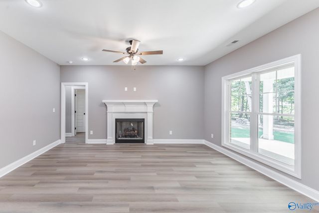105 Lakeridge Court, Ardmore, AL 35739