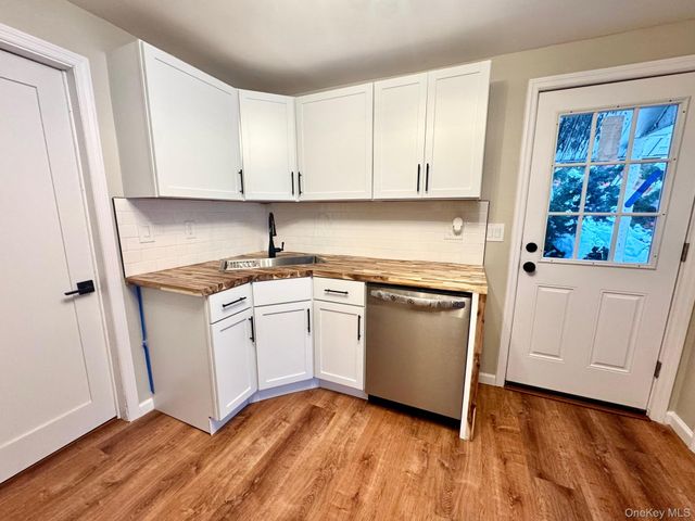 121 Main St, Livingston Manor, NY 12758