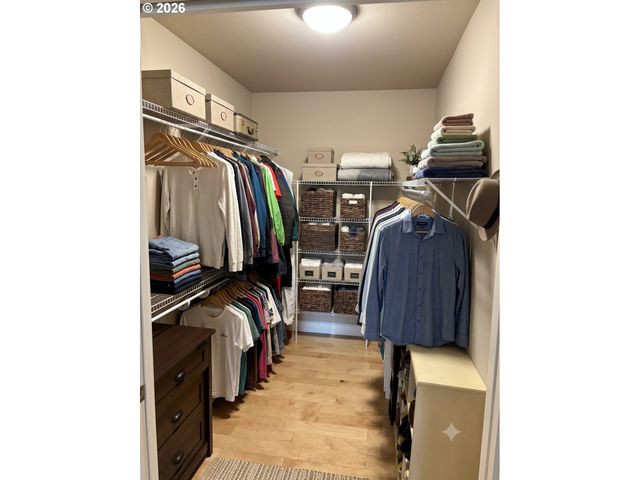 623 N V St, Washougal, WA 98671