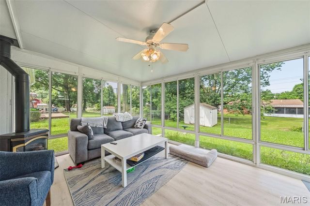 513 Longview Drive, Belleville, IL 62223