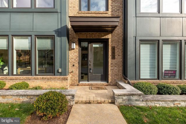 153 WINSOME CIR, Bethesda, MD 20814