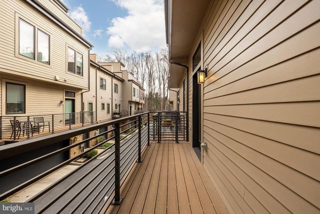 153 WINSOME CIR, Bethesda, MD 20814